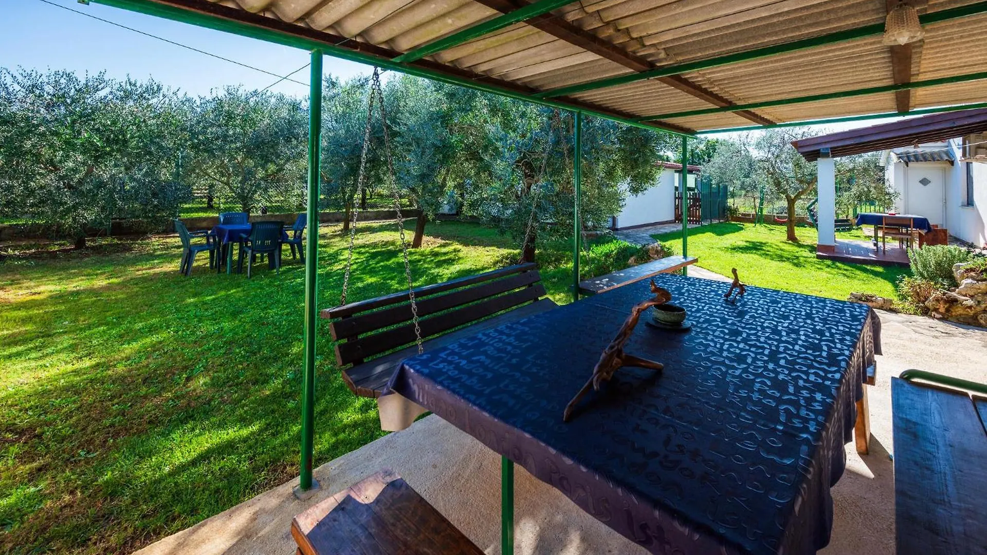 Cozy Apartment In Liznjan With Wifi